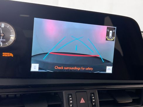 Used 2025 Lexus ES 350 w/ Premium Package FWD image 14
