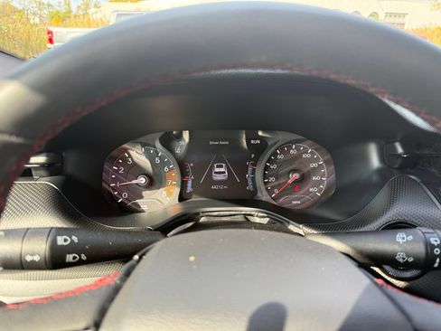 Used 2024 Jeep Compass Trailhawk AWD/4WD image 41