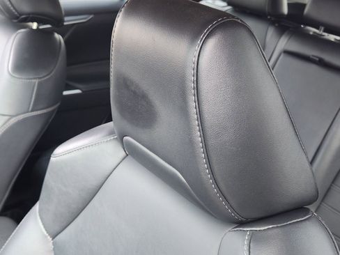 Used 2022 Toyota RAV4 XLE Premium image 19