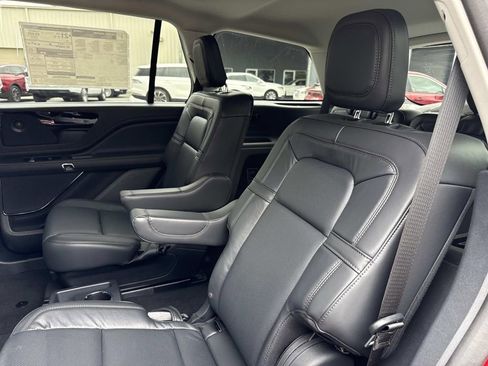New 2025 Lincoln Aviator Reserve w/ Illumination Package image 14