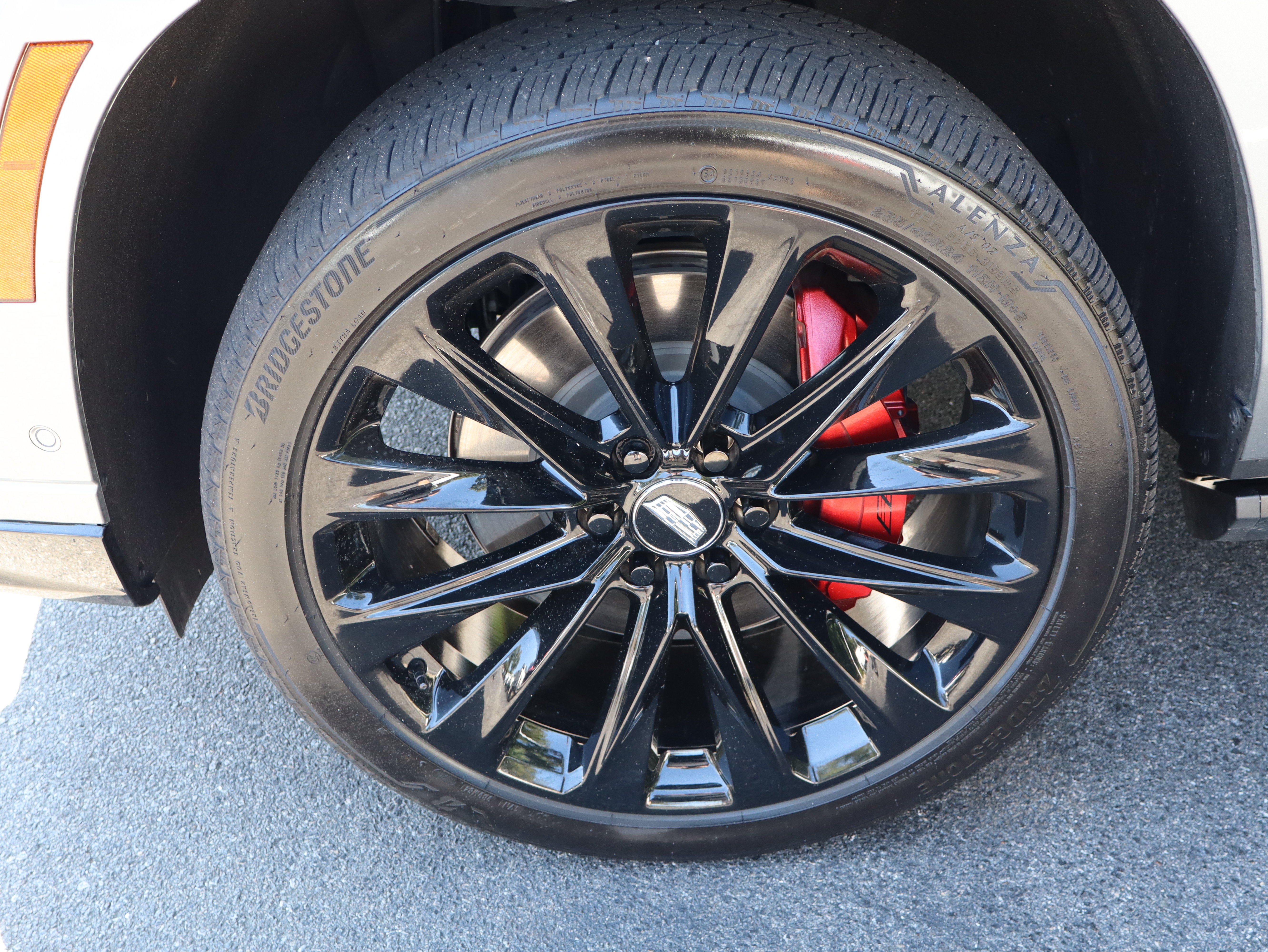 Certified 2026 Cadillac Escalade V AWD/4WD image 17