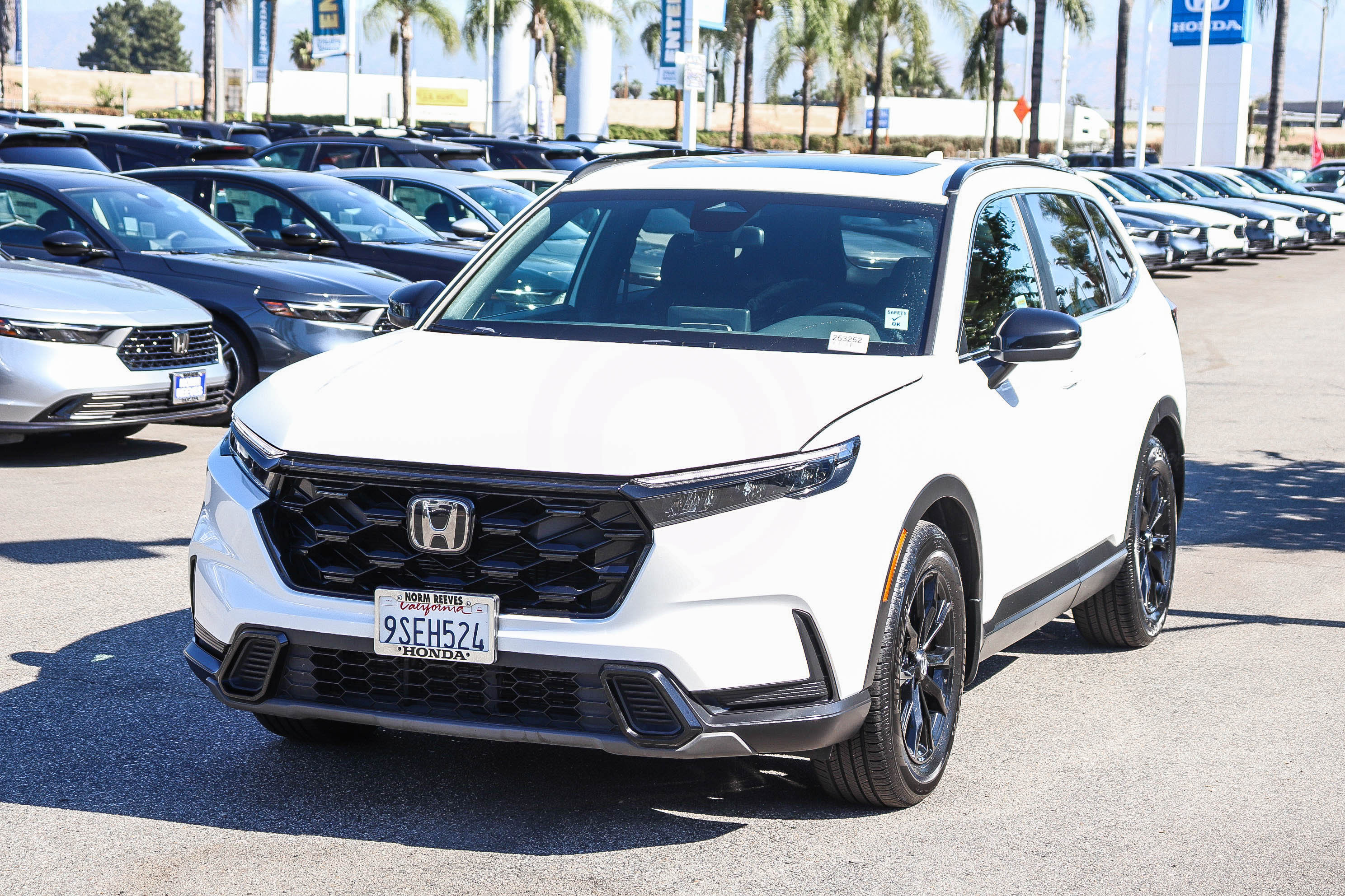 Certified 2025 Honda CR-V Sport image 3