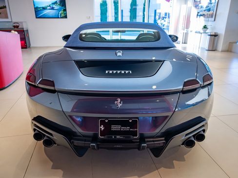 Used 2024 Ferrari Roma Spider image 34