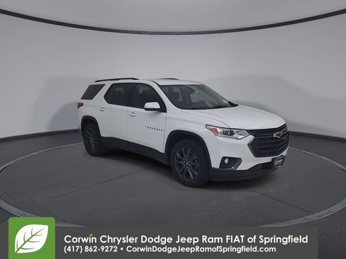 Used 2021 Chevrolet Traverse RS w/ LPO, Floor Liner Package FWD image 3