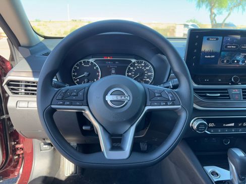 New 2025 Nissan Altima 2.5 SV w/ SV Special Edition Package image 20