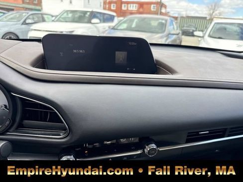 Used 2023 MAZDA CX-30 AWD 2.5 S w/ Premium Package image 24