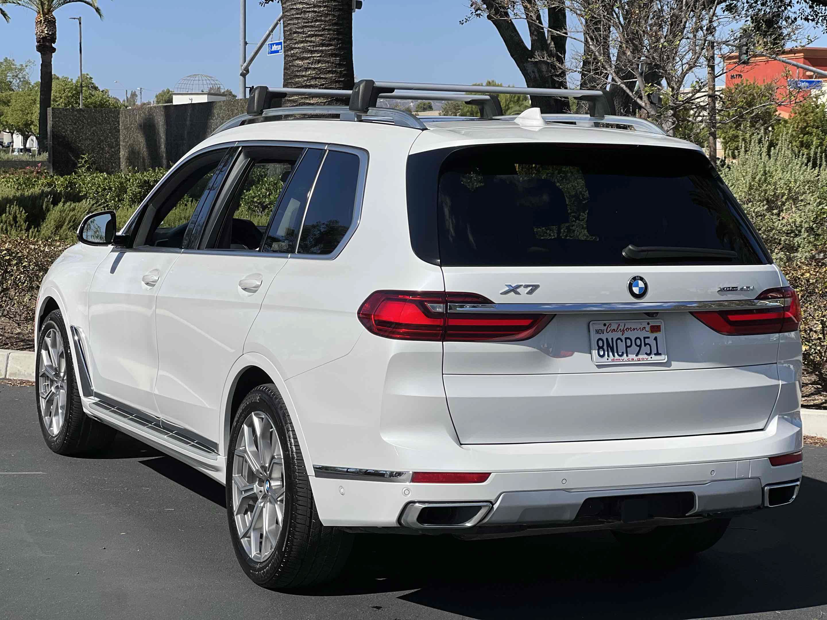 Used 2020 BMW X7 xDrive40i w/ Premium Package AWD/4WD image 21