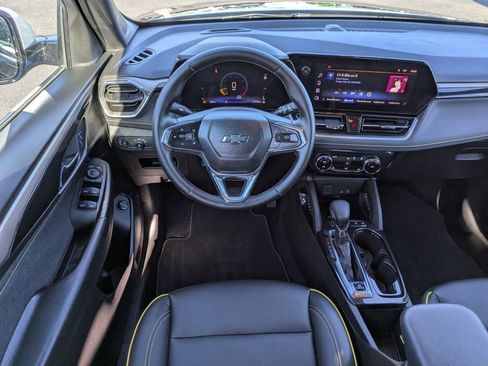 Used 2025 Chevrolet TrailBlazer ACTIV w/ Convenience Package image 17