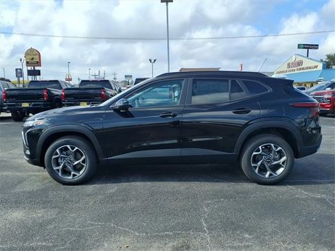 New 2026 Chevrolet Trax LT w/ Driver Confidence Package image 8