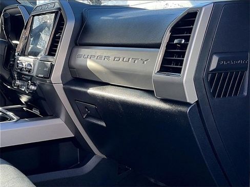 Used 2022 Ford F250 Lariat w/ Tremor Off-Road Package image 17