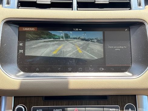 Used 2017 Land Rover Range Rover Sport SE AWD/4WD image 26