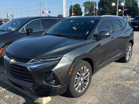 Used 2019 Chevrolet Blazer Premier FWD image 1