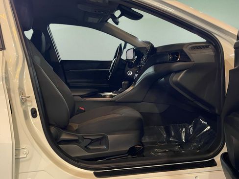 Used 2024 Toyota Camry LE image 13