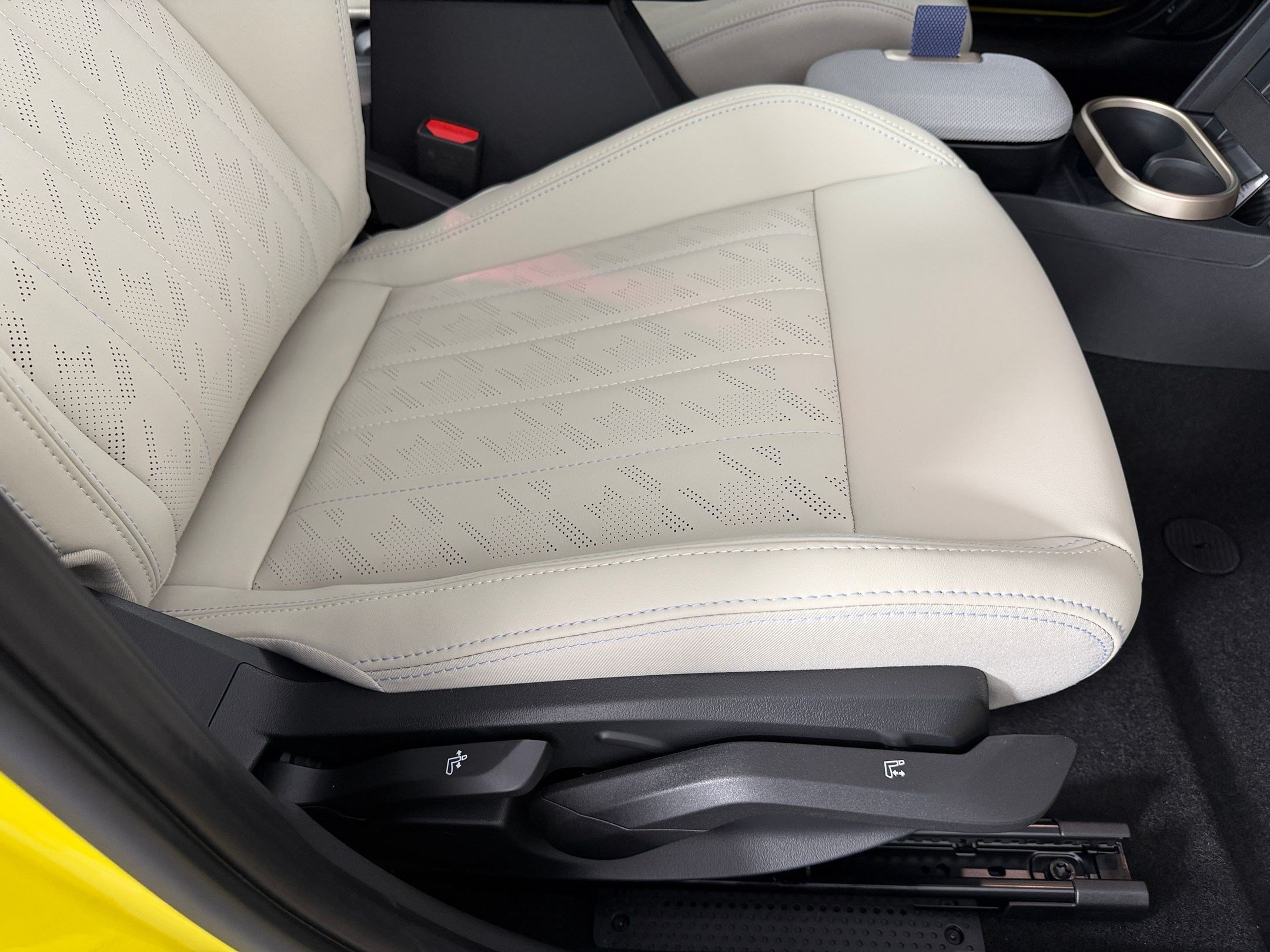 New 2026 MINI Cooper S FWD image 30