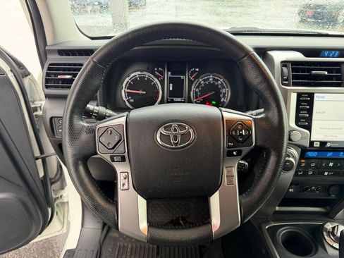 Used 2023 Toyota 4Runner Limited AWD/4WD image 13