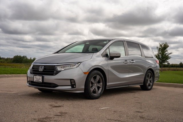 Used 2022 Honda Odyssey EX image 3