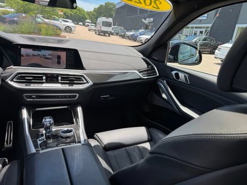 Used 2022 BMW X6 M50i w/ Premium Package AWD/4WD image 43