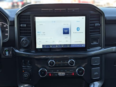 Certified 2022 Ford F150 XLT w/ Equipment Group 302A High image 15