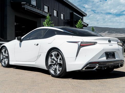 Used 2018 Lexus LC 500 Coupe RWD image 2