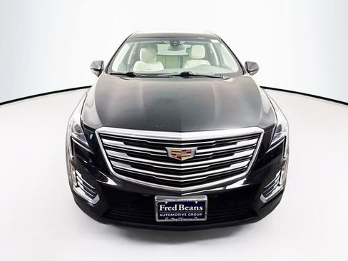Used 2019 Cadillac XT5 Luxury image 2