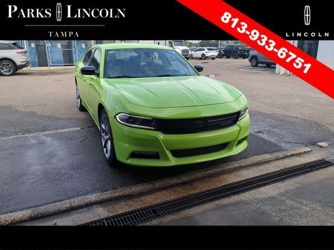 Used 2023 Dodge Charger SXT w/ Plus Group RWD image 4