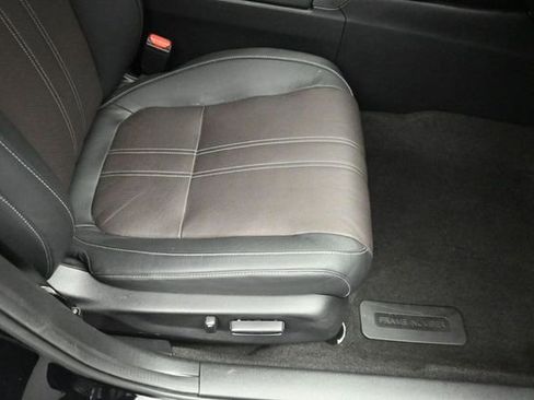 Used 2019 Honda Insight Touring image 32