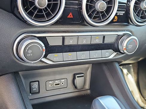 Used 2024 Nissan Sentra SV image 26