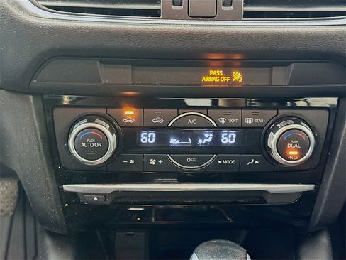 Used 2016 MAZDA MAZDA6 Touring image 16