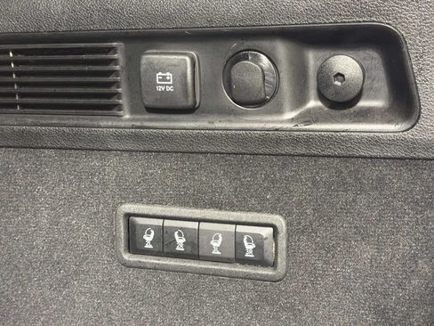 Used 2023 Jeep Grand Wagoneer Series III w/ Rear Seat Video Group 1 AWD/4WD image 21