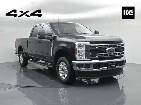 New 2026 Ford F250 XLT w/ FX4 Off-Road Package image 1