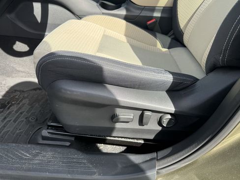 Used 2024 Subaru Outback Premium image 13