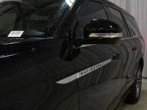 New 2026 Lincoln Navigator L Reserve AWD/4WD image 62