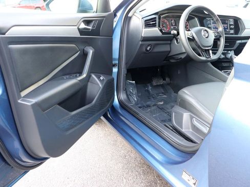 Used 2020 Volkswagen Jetta SE FWD image 10