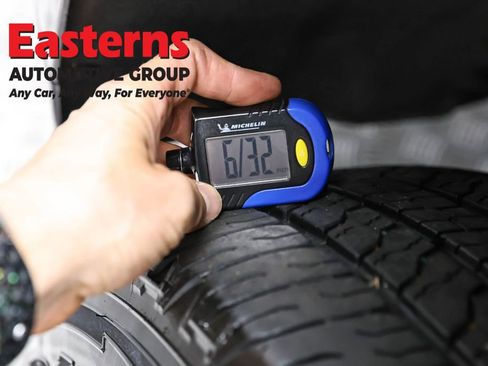 Used 2022 GMC Canyon Elevation w/ Elevation Premium Package image 28