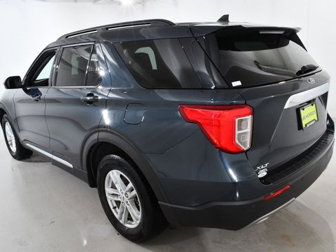 Used 2023 Ford Explorer XLT w/ Equipment Group 202A image 15