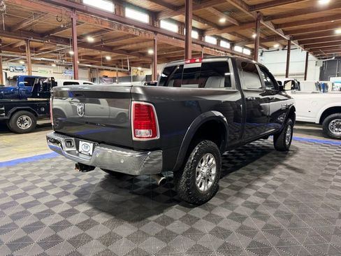 Used 2017 RAM 2500 Laramie image 5