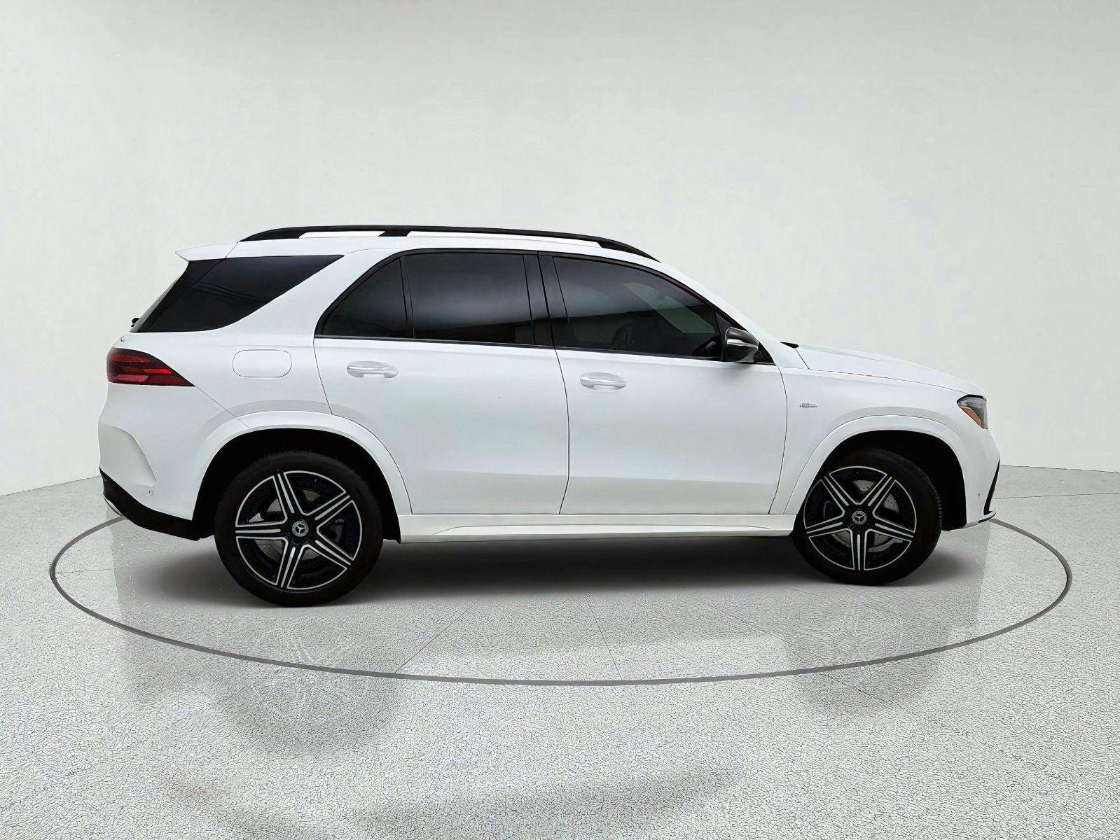 Certified 2025 Mercedes-Benz GLE 450e 4MATIC image 7