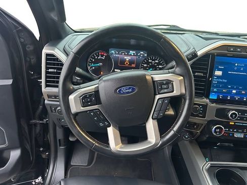 Used 2022 Ford F350 Platinum image 13