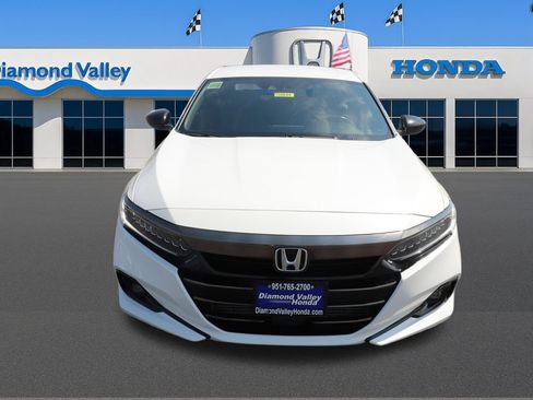 Used 2022 Honda Accord Sport image 2