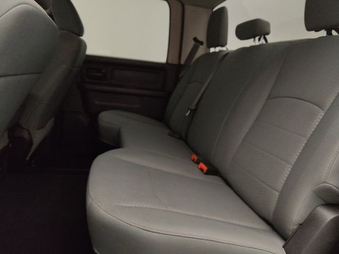 Used 2018 RAM 2500 Tradesman w/ Chrome Appearance Group AWD/4WD image 18