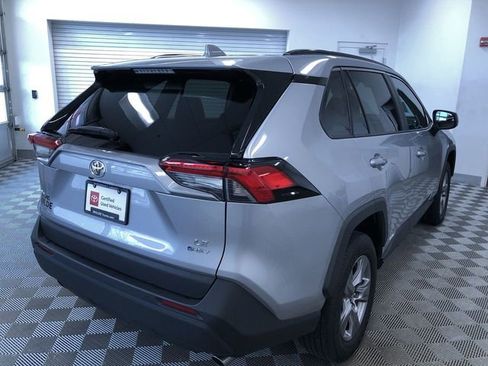 Certified 2025 Toyota RAV4 LE AWD/4WD image 34