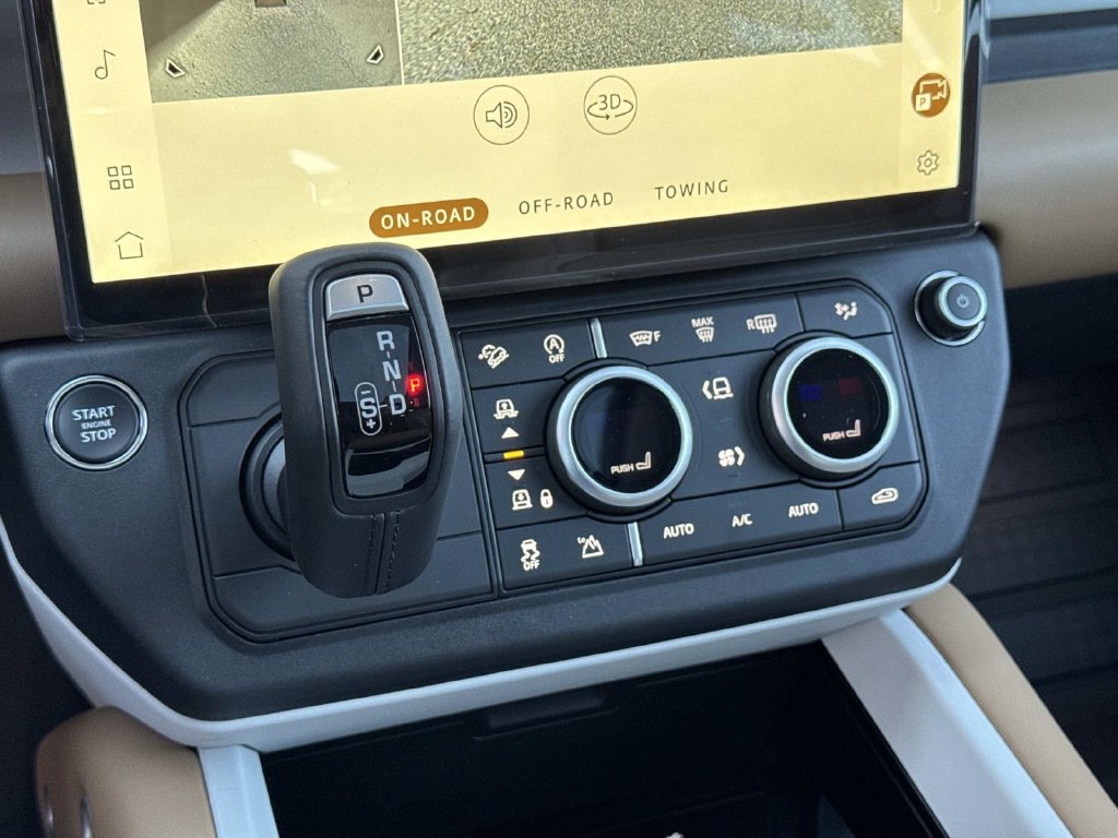 New 2026 Land Rover Defender 110 S AWD/4WD image 27