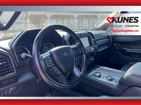 Used 2019 Ford Expedition Limited w/ Equipment Group 301A AWD/4WD image 20