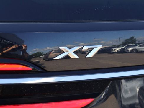 Used 2023 BMW X7 xDrive40i w/ M Sport Package AWD/4WD image 54