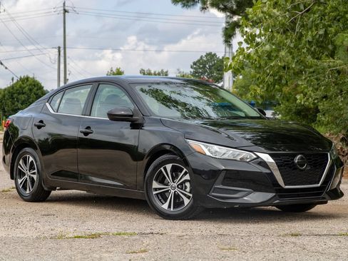 Used 2021 Nissan Sentra SV FWD image 3