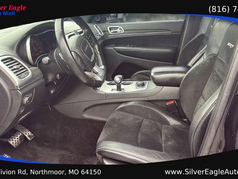 Used 2015 Jeep Grand Cherokee SRT AWD/4WD image 9