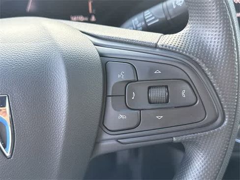 Used 2025 Buick Envista Preferred image 20