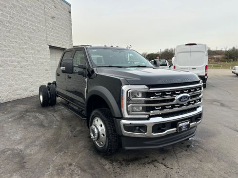 New 2026 Ford F550 4x4 Crew Cab image 15