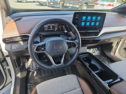 Used 2023 Volkswagen ID.4 Pro image 15