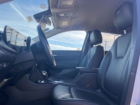 Used 2024 Buick Encore GX Sport Touring w/ Comfort Package image 7